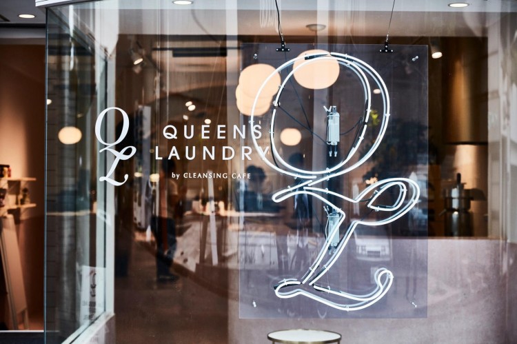 QUEENS LAUNDY