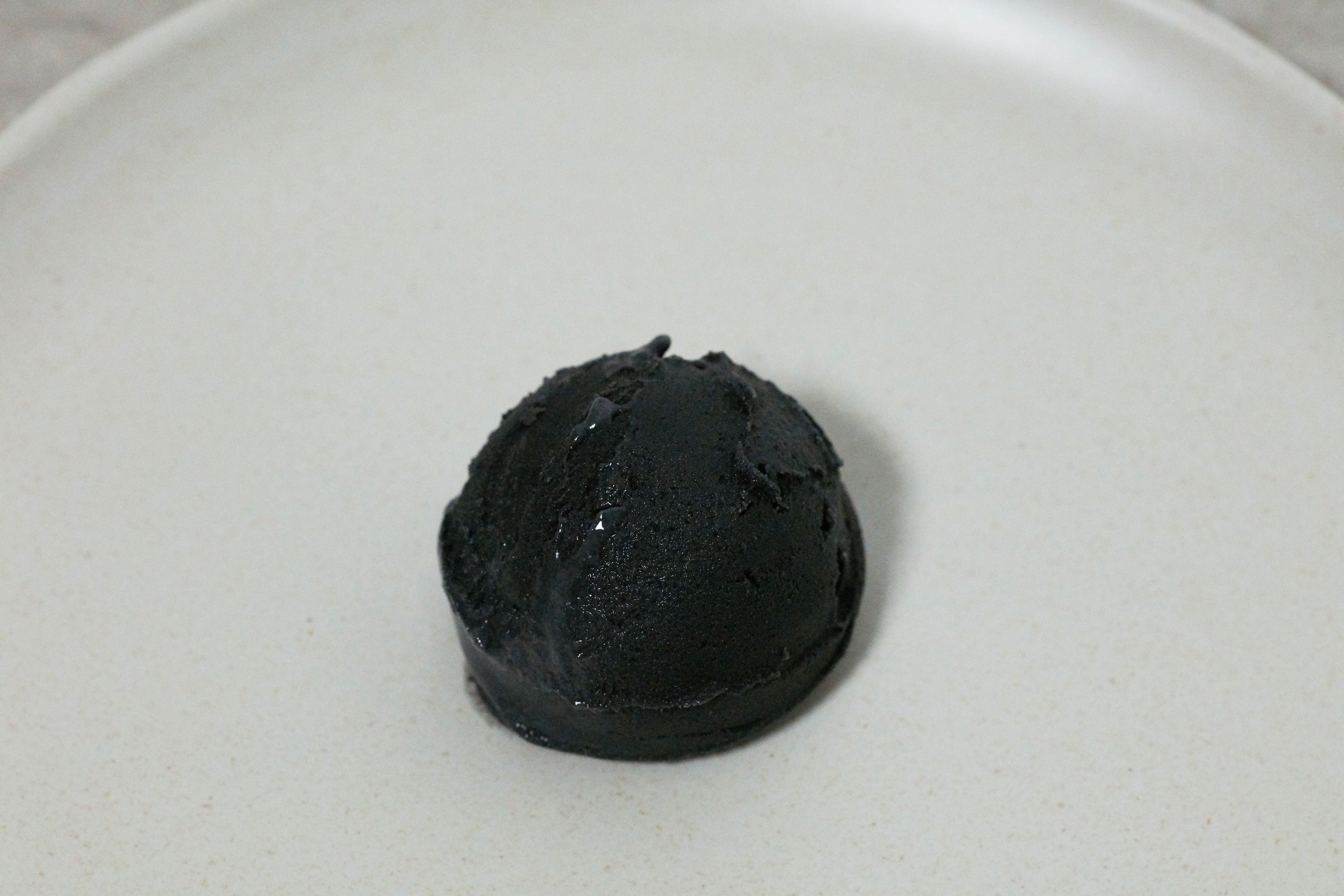 ZEN Ice cream KUROGOMA