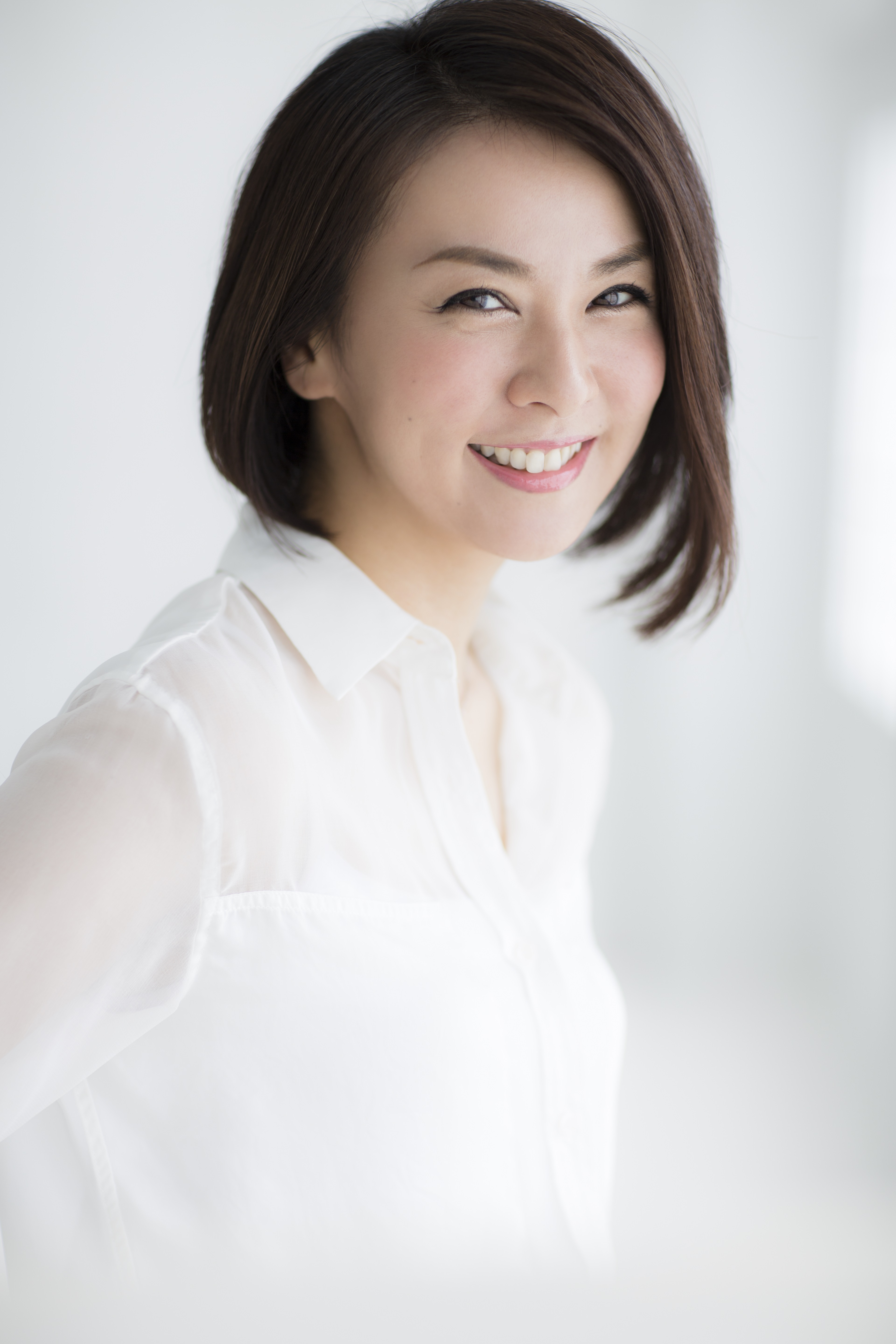 岸紅子