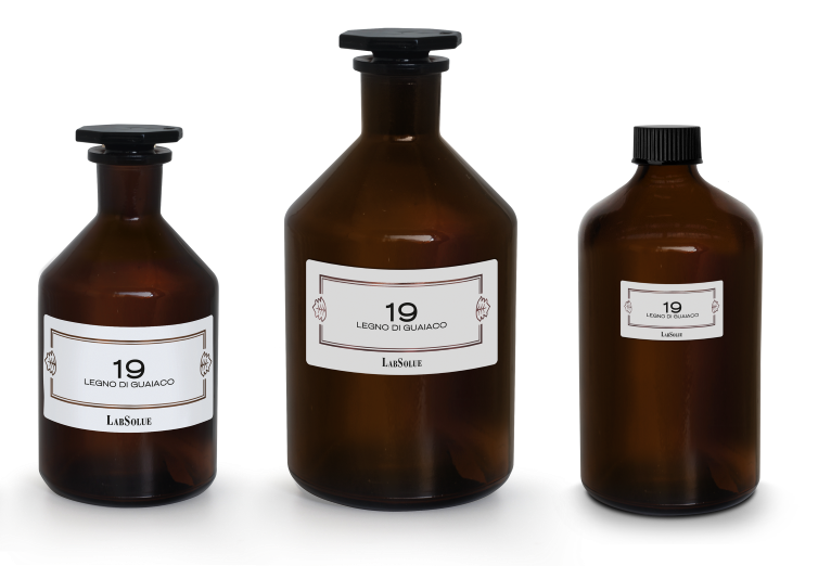 HOME FRAGRANCES 1,000mL 55,000 yen （税込） 2,000mL 88,000 yen （税込）