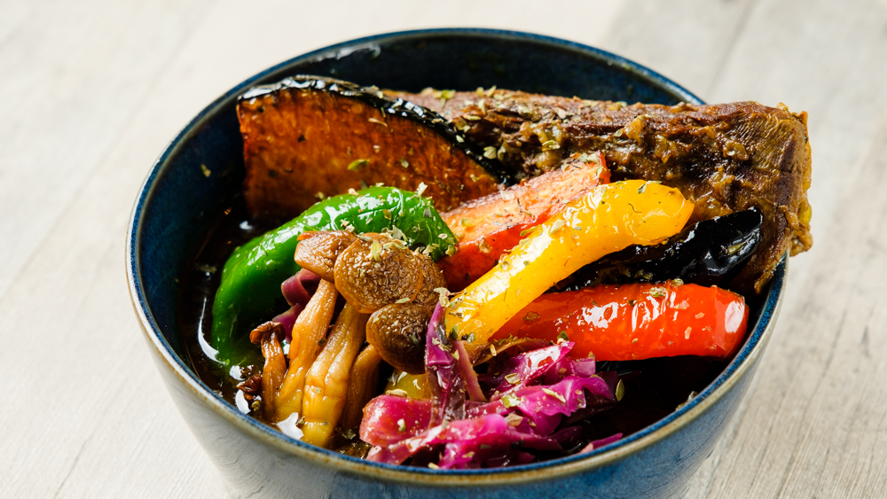 10種野菜と日替わりお肉カレーCBD　1500円（税込）