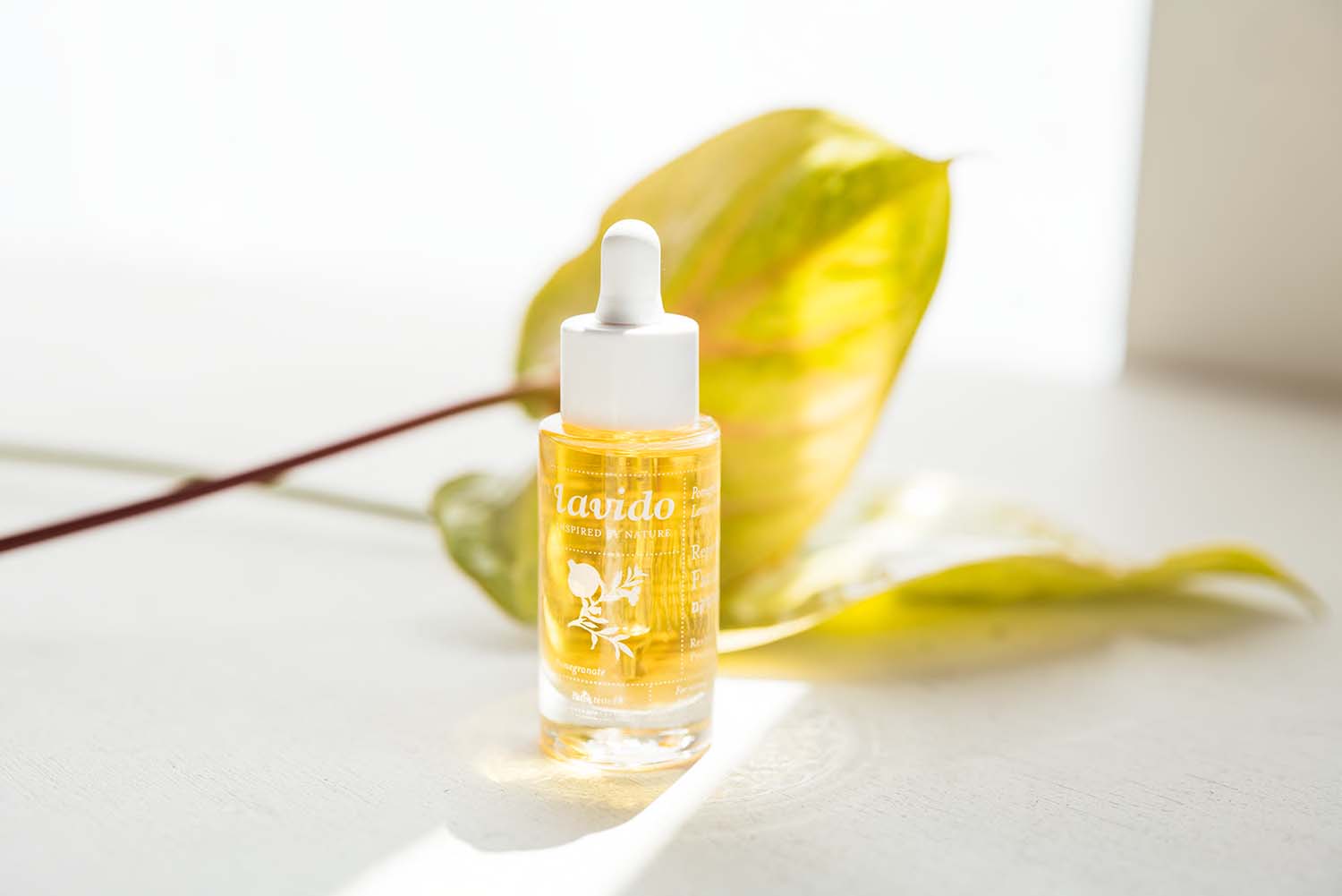 ラヴィド リプレニッシングフェイシャルセラム 30mL 7,480円