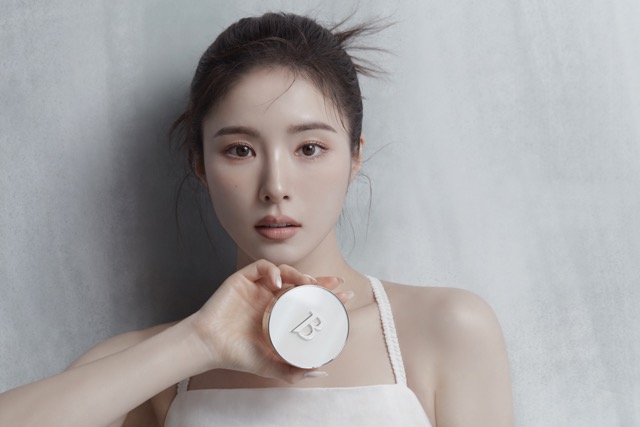 ベスコスまとめ売り ①資生堂 ② バニラコファンデ、③下地 ④DIOR(ON） ベスコスまとめ売り ①資生堂 ② バニラコファンデ、③下地
