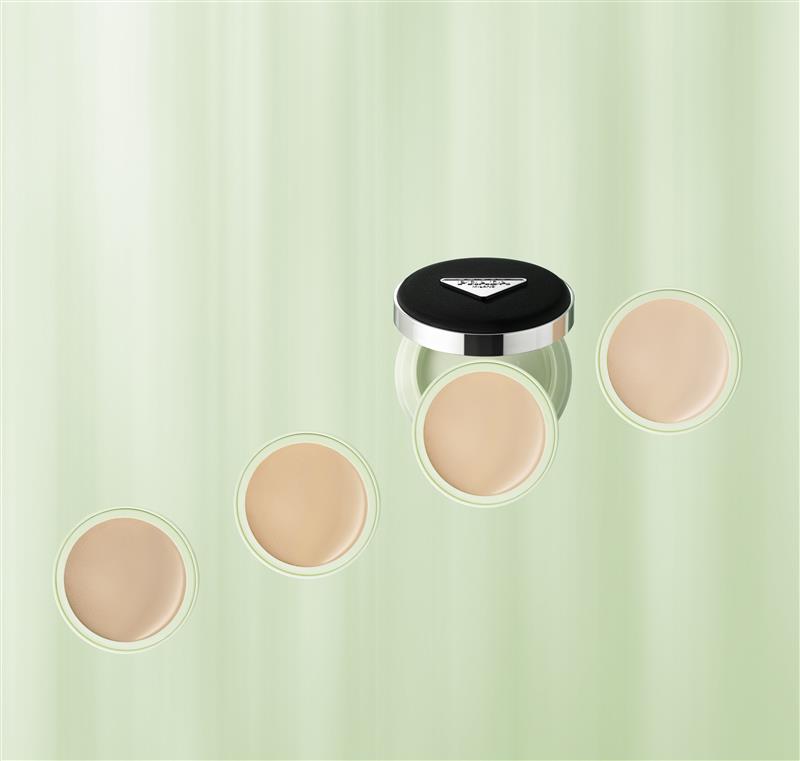 リヴィール メッシュ クッション ファンデーション