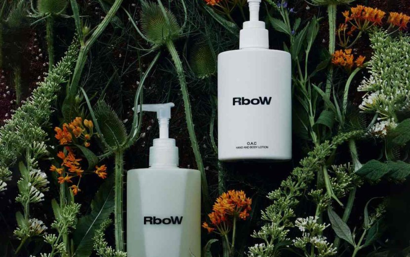RboW(アールボウ)の人気の香り「O.A.C」のボディウォッシュとボディローション