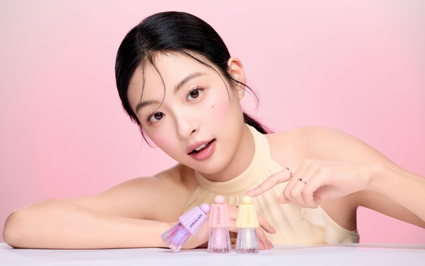 ジェリーワウ ハイドレーティング リップオイル（Jelly Wow Lip Oil）