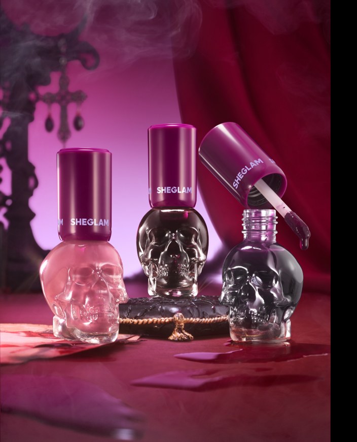 Dark Romantasy Lip & Cheek Tint（ダークロマンタシー リップ＆チークティント）