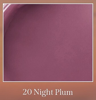デューステインシアーリップグロス　20 Night Plum（ナイトプラム）